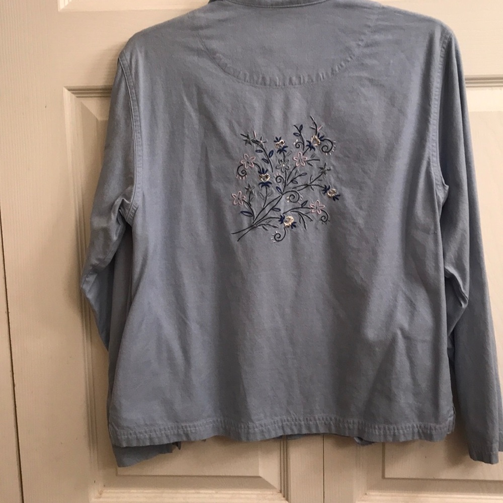 Light weight jacket - Picture 4 of 4